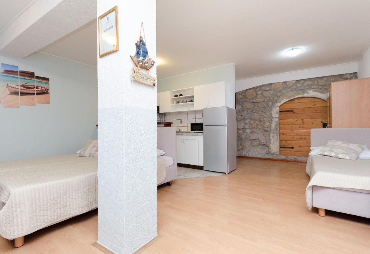 Apartment Goran Novi Vinodolski Eksteriør bilde